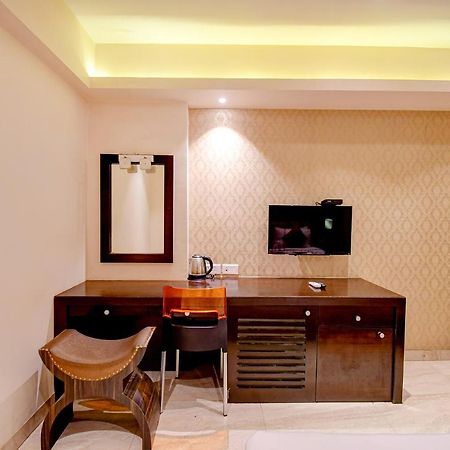 Hotel Radiant Kolkata Exterior photo