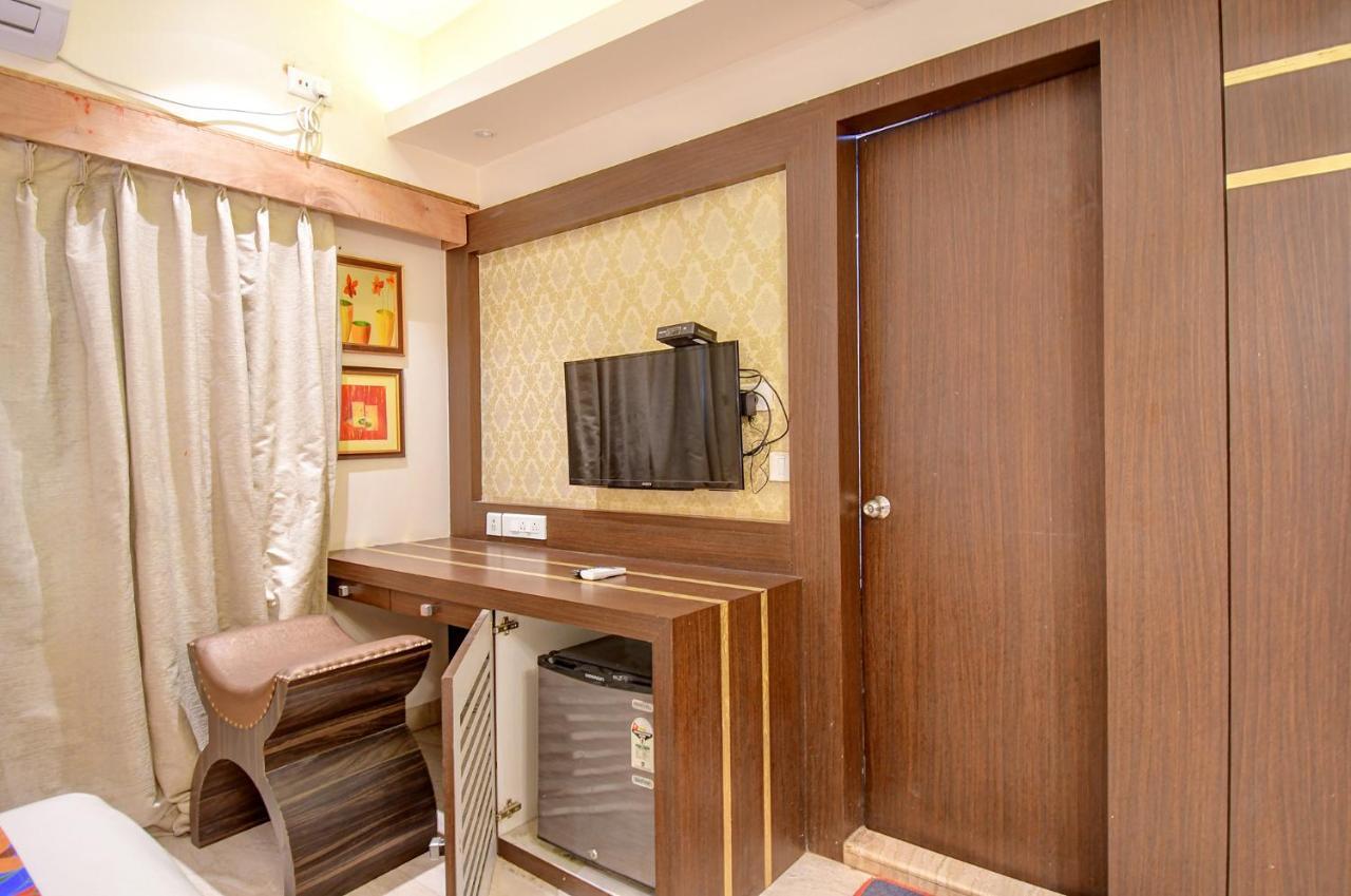 Hotel Radiant Kolkata Exterior photo
